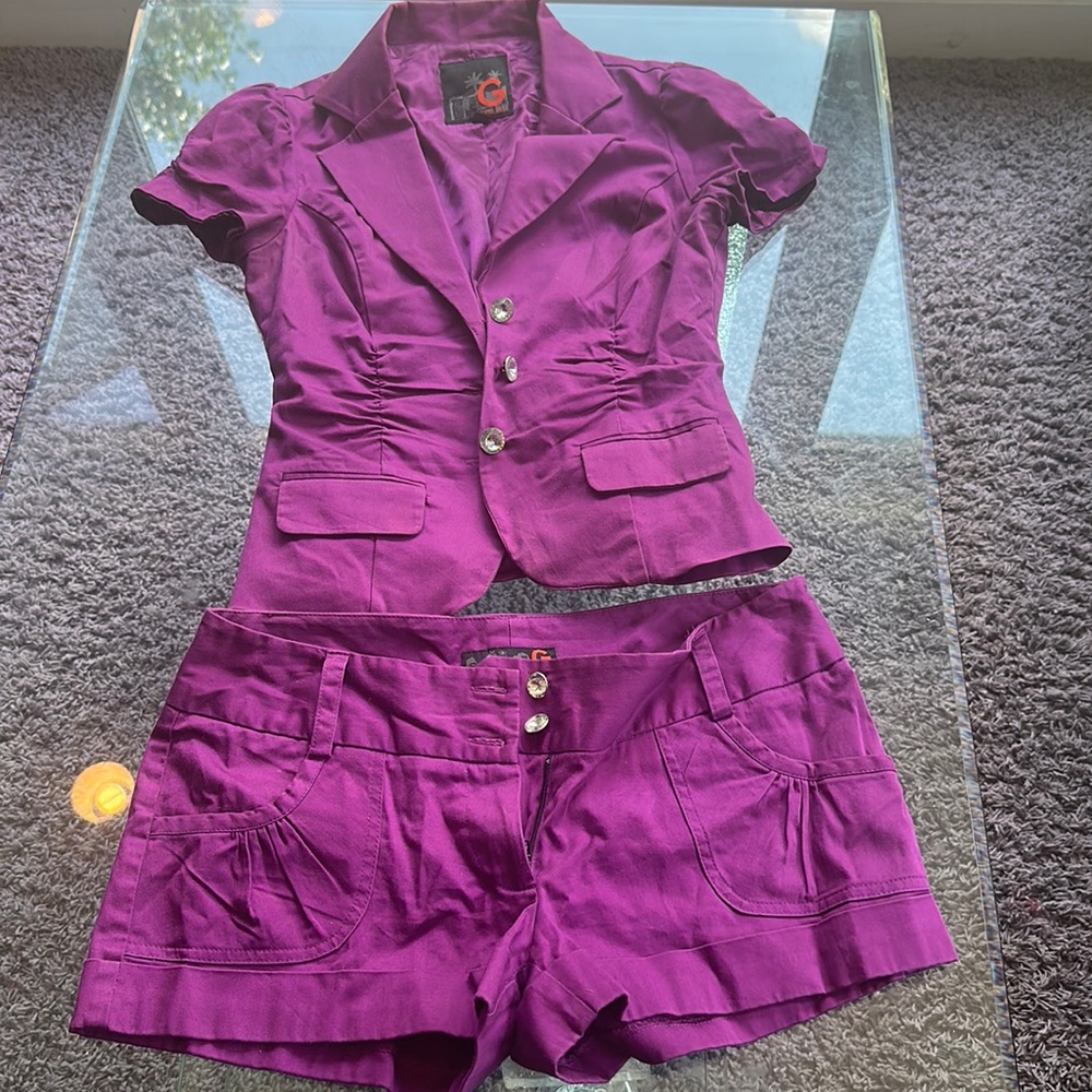 2 piece guess short set gently used!